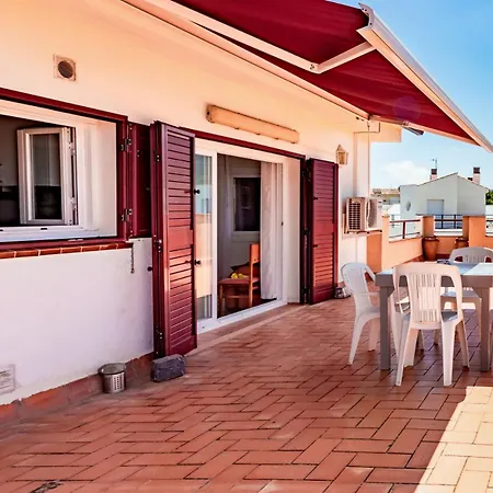 Sant Carles 27 Atico Con Terraza Y Barbacoa Llanca